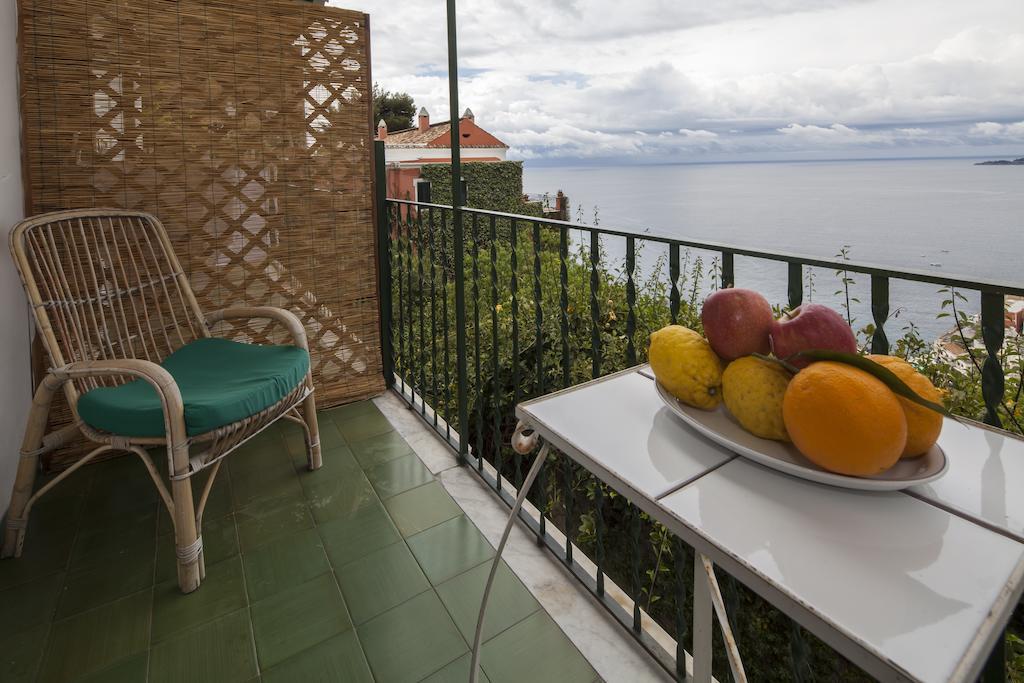 Casa Wanda Bed & Breakfast Positano Bagian luar foto
