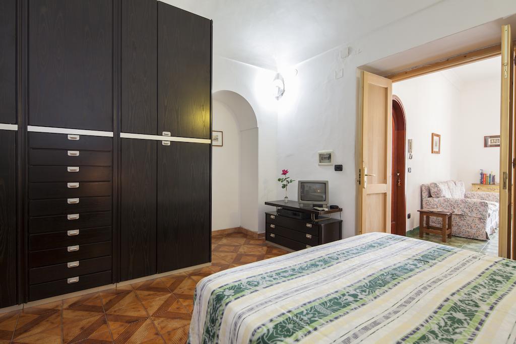 Casa Wanda Bed & Breakfast Positano Bagian luar foto